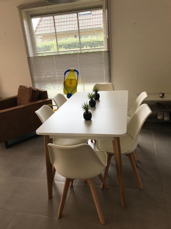 Vakantiehuisje De Panne Vlak Aan Plopsaland En De Zee Luaran gambar